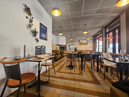 vente murs  154.00m²  fort