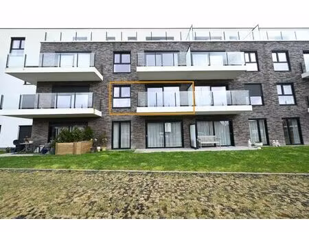 éénkamerige assistentieflat in izegem!