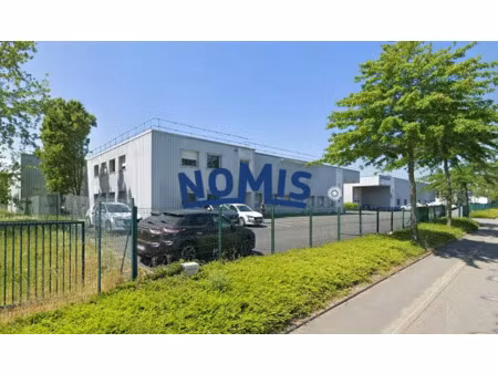 locaux d'activité de 200 m² sur saint-herblain