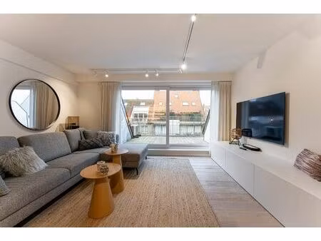 appartement met 3 slaapkamers in centrum knokke op 350 meter van zee.