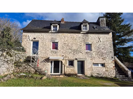 maison typique du causse à vendre 4 pièces la loubiere (12)