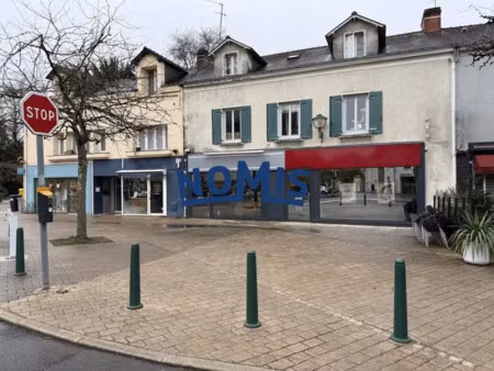 local commercial à louer 59 m² - centre bourg de la chapelle s