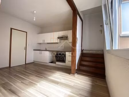 appartement 2-3 pièces  62 m² en duplex.