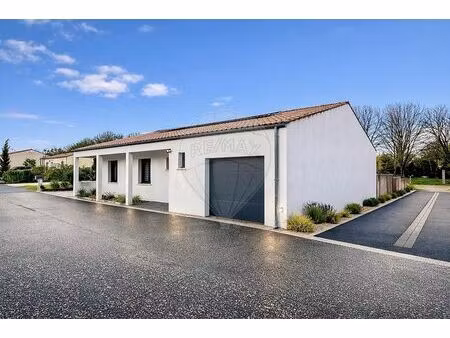 vente maison 4 pièces 123m2 arces 17120 - 299500 € - surface privée