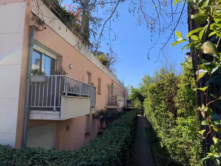 location appartement 1 pièce 27 m² à toulouse (31500)