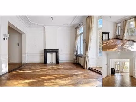 appartement à louer avec terrasse et 3 chambres   uccle (vbd86422)