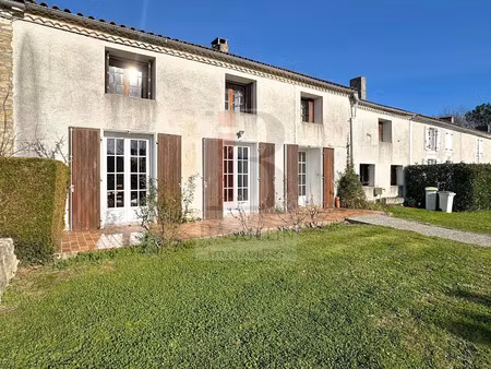 vente maison 5 pièces 160 m² à saint-laurent-de-la-pree (17450)  374 000 €