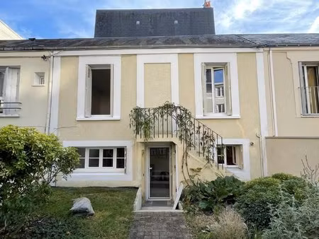 tours velpeau - jolie maison de ville avec garage et jardin