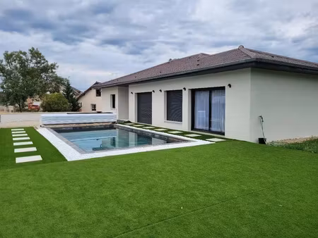vente maison 6 pièces 139 m² à montmorot (39570)  385 000 €