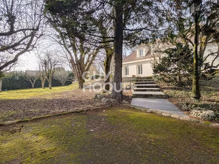 maison ecole valentin  6 chambres  terrain 26 ares