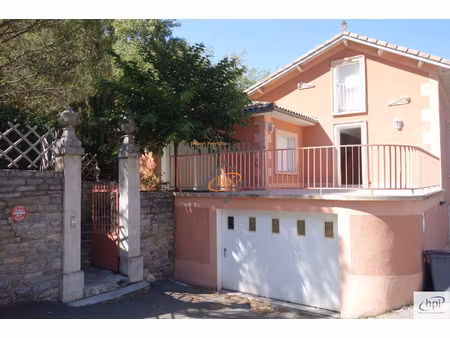 a louer saint affrique appartement t4 avec jardin  terrasse