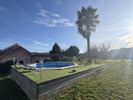 vente maison 10 pièces 266m2 lucarré 64350 - 425500 € - surface privée