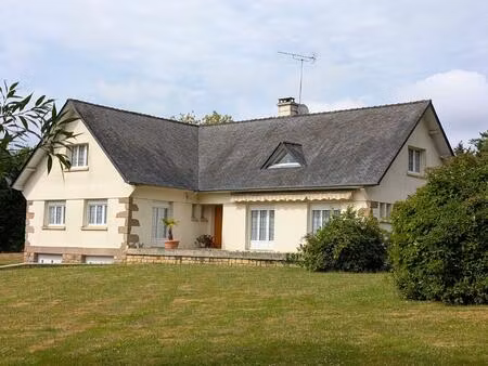 vente maison 8 pièces 238 m² fougères (35300)