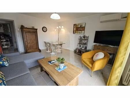 appartement avec balcon dans résidence sécurisée à valréas