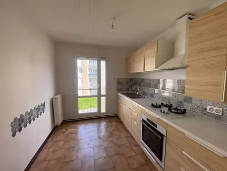 location appartement 3 pièces 58 m² à roche-la-molière (42230)
