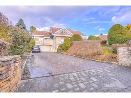 maison - 6 pièces - 156 m²