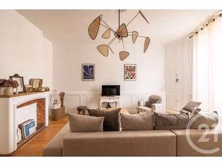 vente maison à laval (53000) : à vendre / 157m² laval