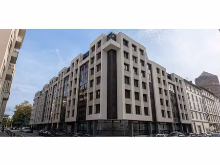 une opportunité rare à l'acquisition au coeur de lyon 6