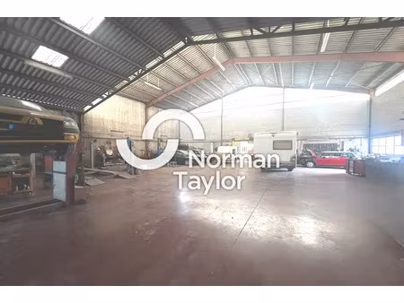 local d'activite a vendre