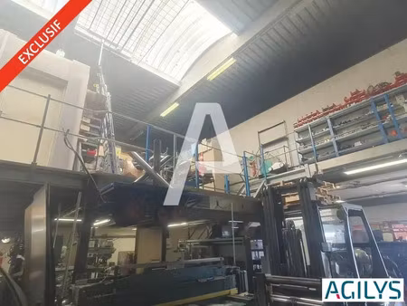 a vendre : entrepôt avec bureaux à savigny-le-temple à proximité de l'a5. idéale pme et pm