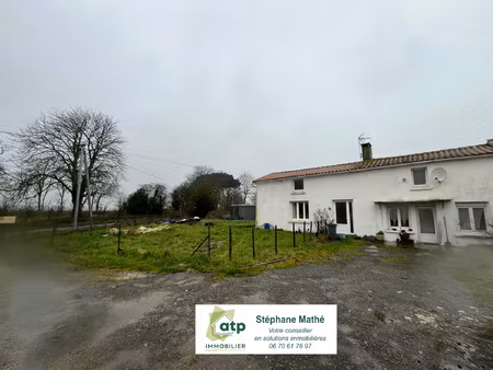 longère pierres poutres  habitable en l'état  3 ch (+poss) 