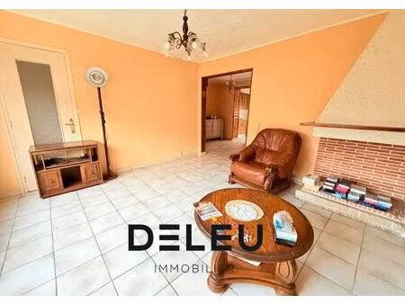 maison 3 chambres  jardin  garage et cave