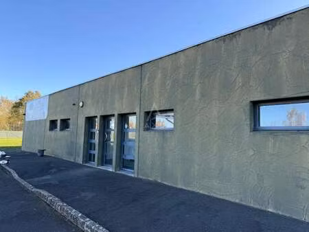 location bureaux et commerces aux brouzils (85260) : à louer / 300m² les brouzils