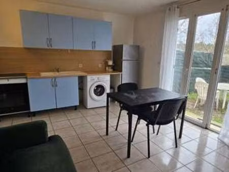 vente appartement 2 pièces à rougiers (83170) : à vendre 2 pièces / 33m² rougiers