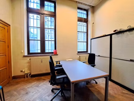 commercieel te huur in lier