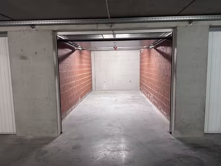 garage te koop in veurne