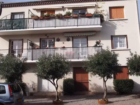 appartement t3 au cannet des maures