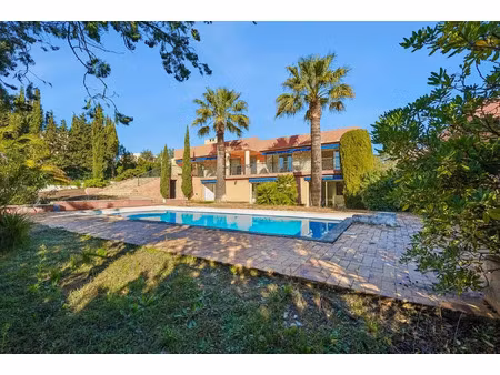 vente maison 12 pièces 320 m² à saint-raphael (83700)  935 000 €