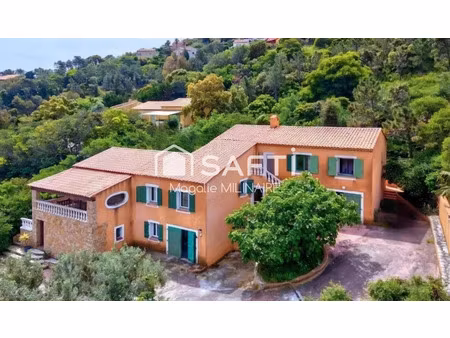 vente maison 10 pièces 283 m² à saint-raphael (83700)  785 000 €