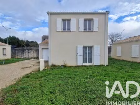 vente maison à angoulême (16000) : à vendre / 92m² angoulême