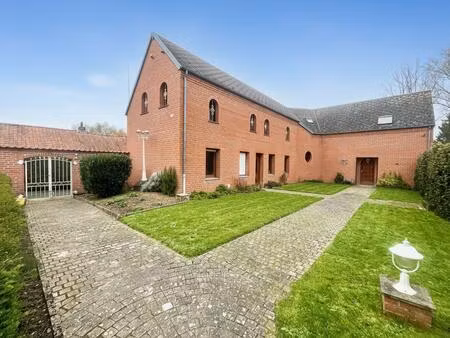 propriété individuelle de 190 m2 dans une commune prisée de l