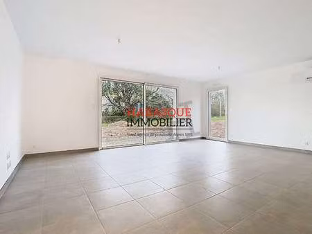 location maison à plouvorn (29420) : à louer / 93m² plouvorn