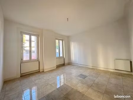 appartement 3 pièces 68 m²