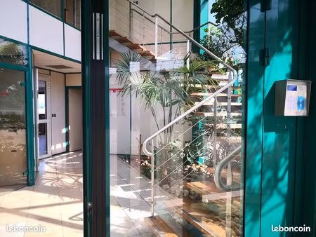 location de bureaux de 16m²