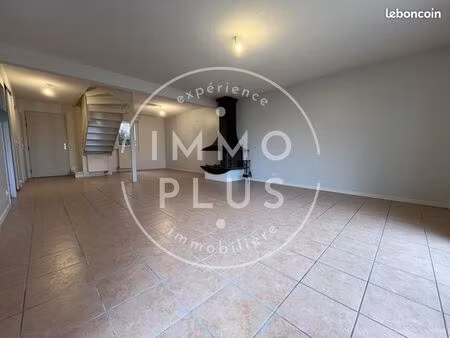 maison 6 pièces 147 m²