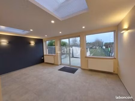 maison 4 pièces 85 m²