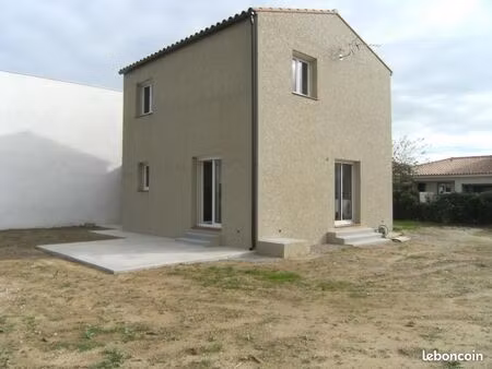 villa 4 pièces 83 m²