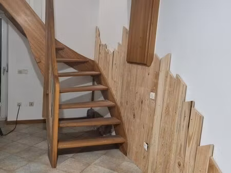 loue maison accolée