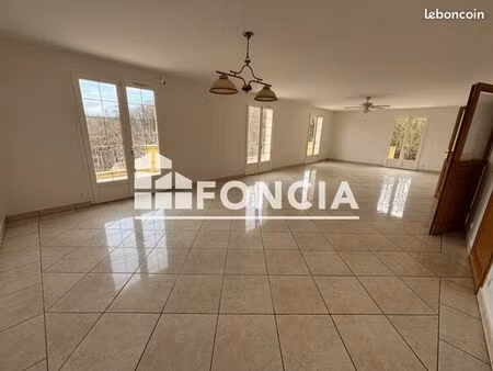 maison 8 pièces 216 m²