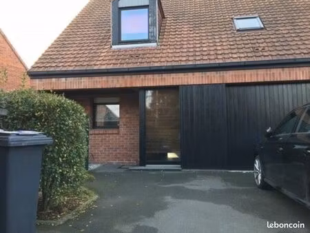 villa 4 pièces 90 m²