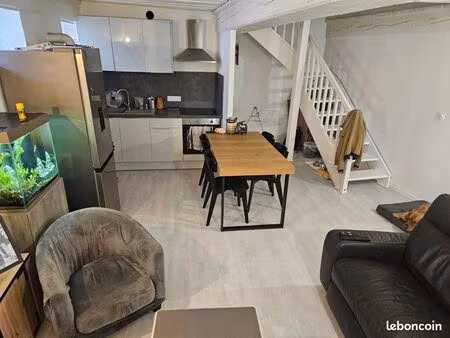 duplex meublé de 65 m2 refait à neuf – centre pierre-bénite