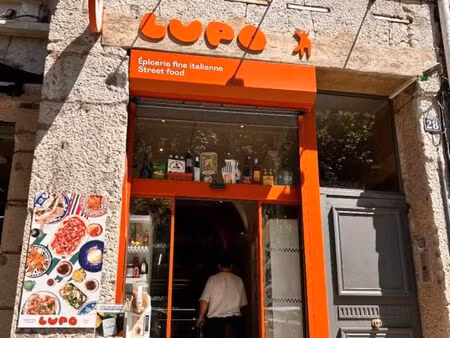 local commercial 62 m²