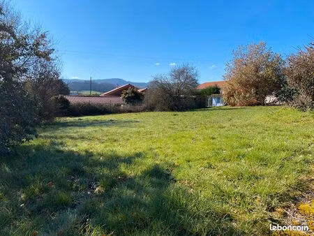 terrain 691 m² les olmes