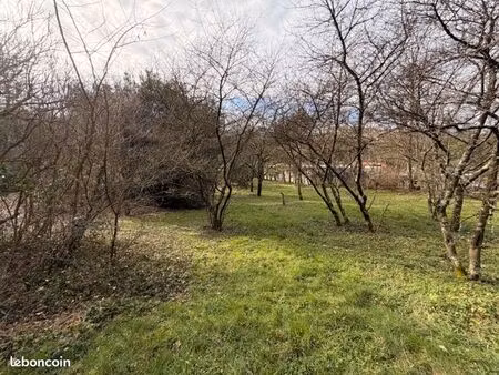 terrain 420 m² sathonay camp