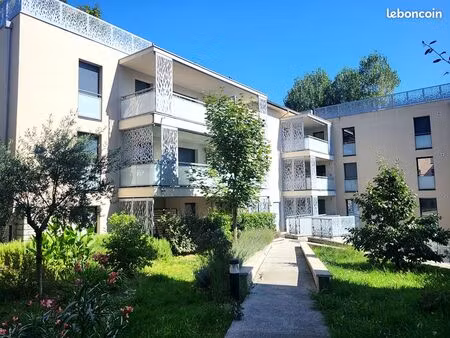 appartement 3 pièces 63 m²