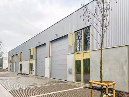 unité pme neuve - a coté de la ro